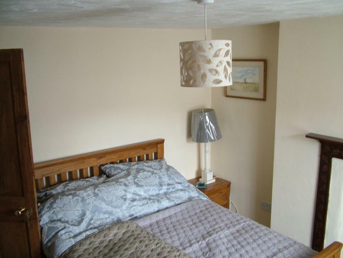 Geranium Cottage, ลอสท์วิธีล ภายนอก รูปภาพ